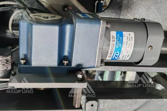 자동적인 3개의 칼 트리머 기계 Janpanese Keyance PLC 통제 시스템 확장 가능한 도킹 ISM 시스템