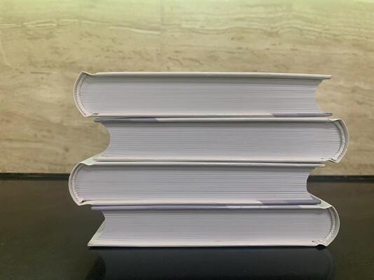 반자동 노트북 묶기 기계 1.5kw 전력 17 PCS/MIN 속도와 60mm 두께 소프트 커버 및 어린이 책